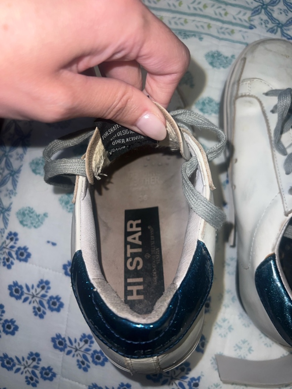 Golden Goose White Leather Sneakers with Silver Star - Picture 9 of 10